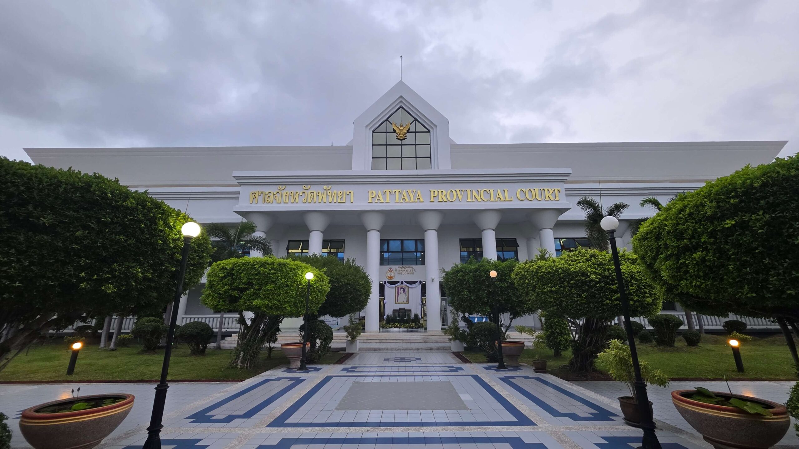 Rotary Club of Pattaya Represented at Raphi Day Ceremony at Pattaya Provincial Court
